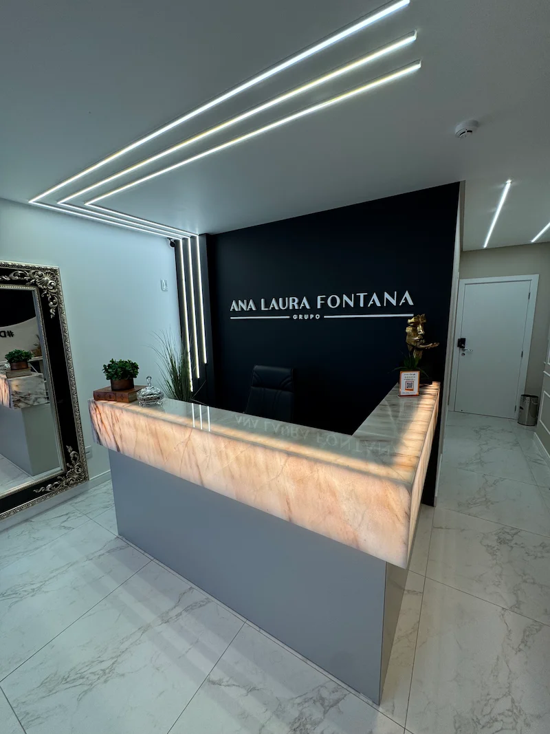 DRA. ANA LAURA FONTANA Foto 2